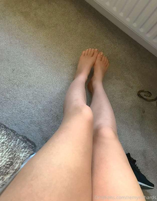 Just some legs, nothing else to see here. 🤭