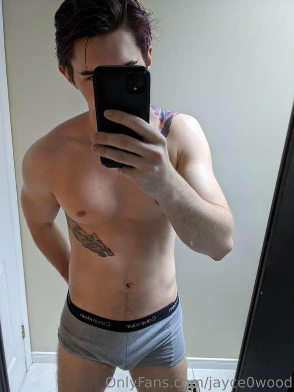 Please come fuck me in the shower! 🥵