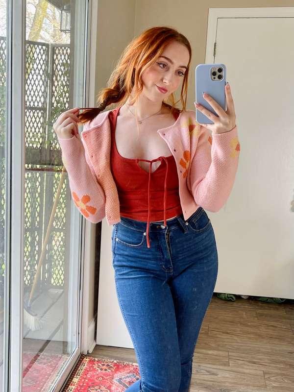 I realized I never post pics of me in my regular clothes, so..