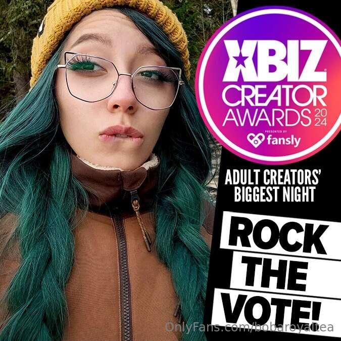 Hi everyone!

I'm seeking nomination for Female Streamer of ..