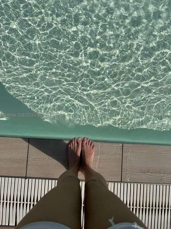 Des fans de mes petits pieds ici ?