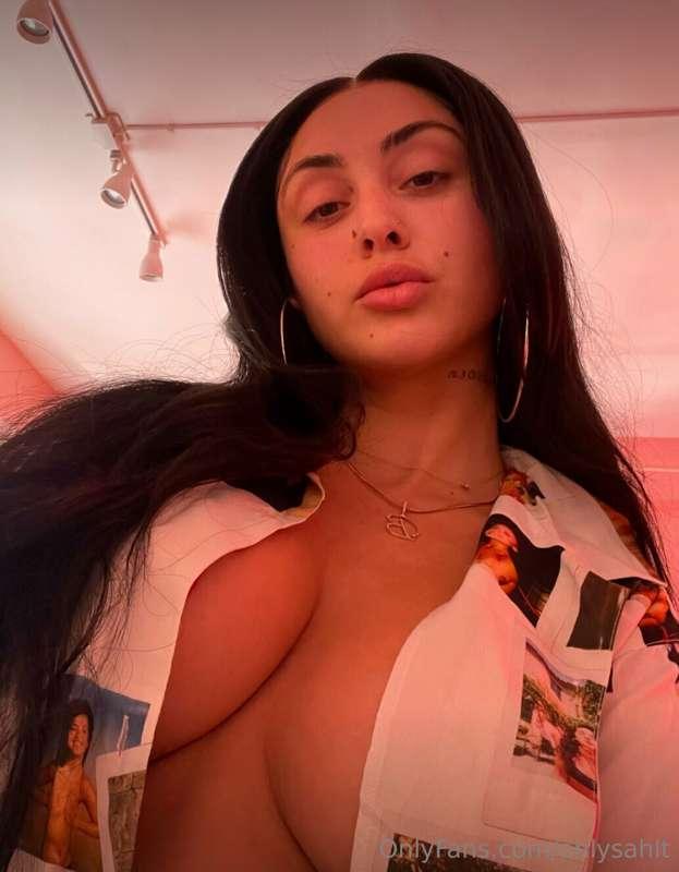 bare face
