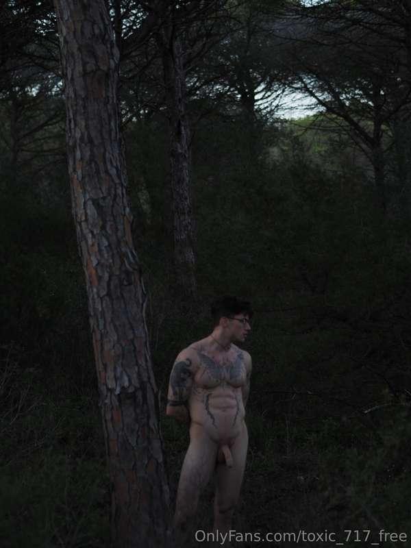 You and me naked in the forest - let’s get wild together