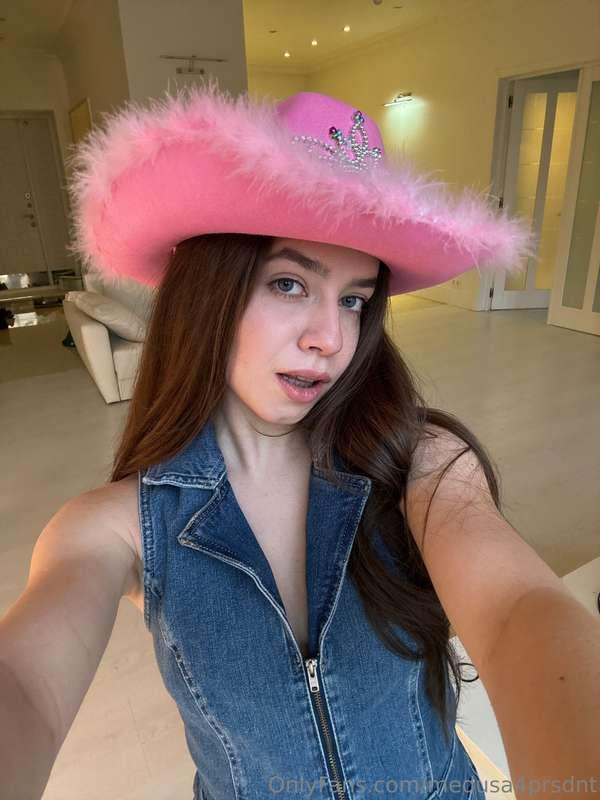 Sorry guys I only date Cowboys 