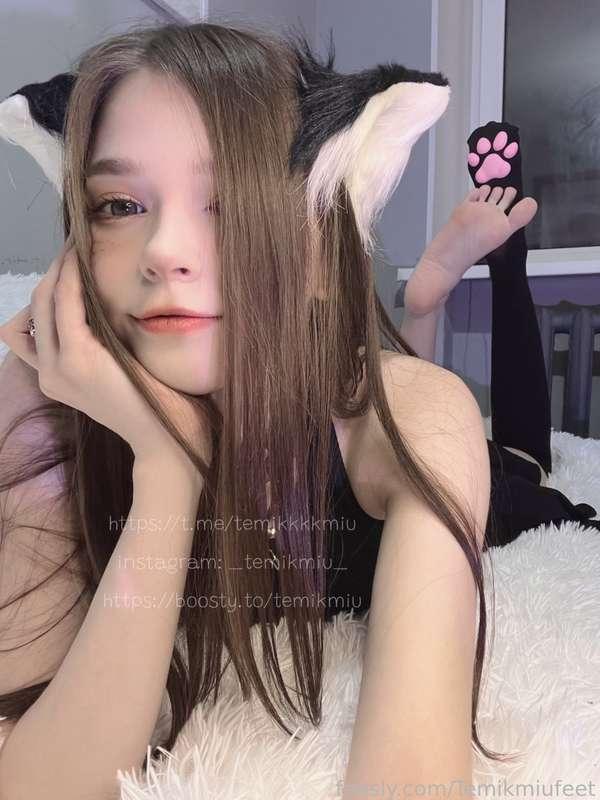 temikmiufeet image #3