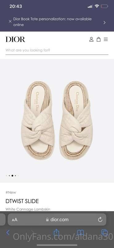 Saving up for these summer shoes 💗🙏🏻