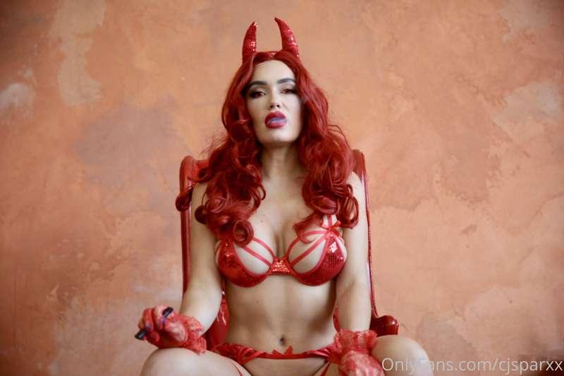 Red hot devil girl! Red contacts, garter belt, sparkly, red ..