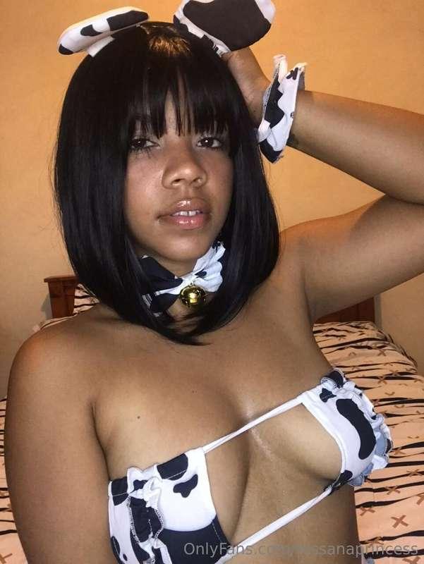 She is my Hot latina bestie and have a gift for you 🙈VIP for..