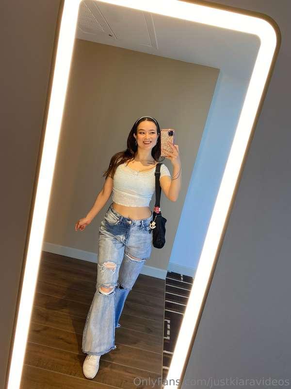 Outfit of the day vegas version🥰 do you like me in baby blue..