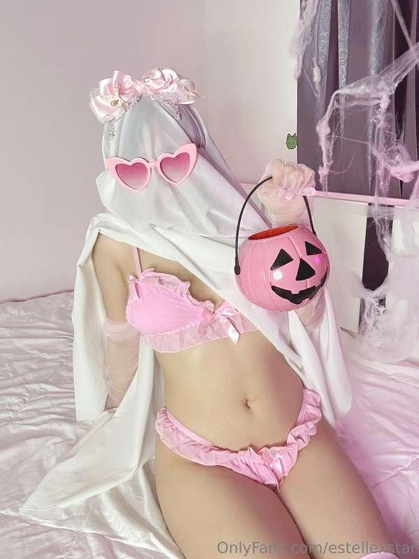 Fuck or treat?