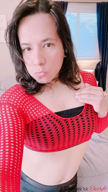 Getting ready to shoot some hot content today, you like my l..