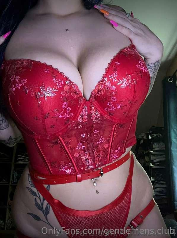 Follow for FREE @alliekastell 💋 naughty blue haired goddess ..