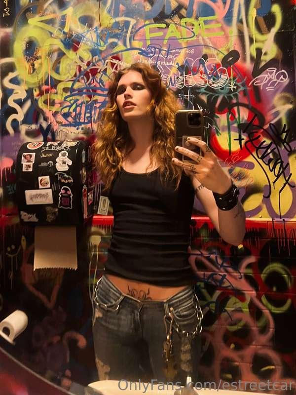would you go to a dive bar with me?