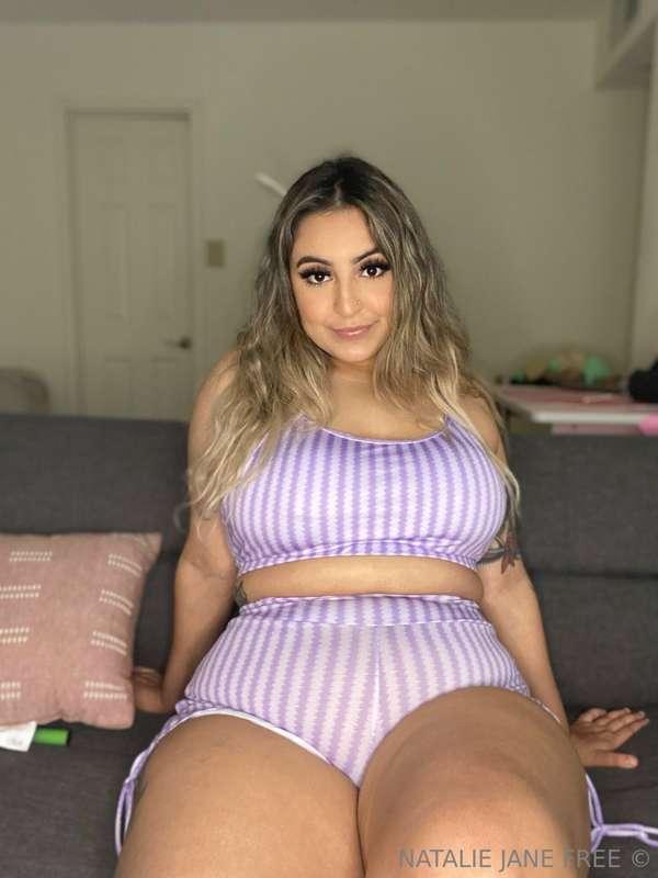 like this if you love chubby girls💜😈