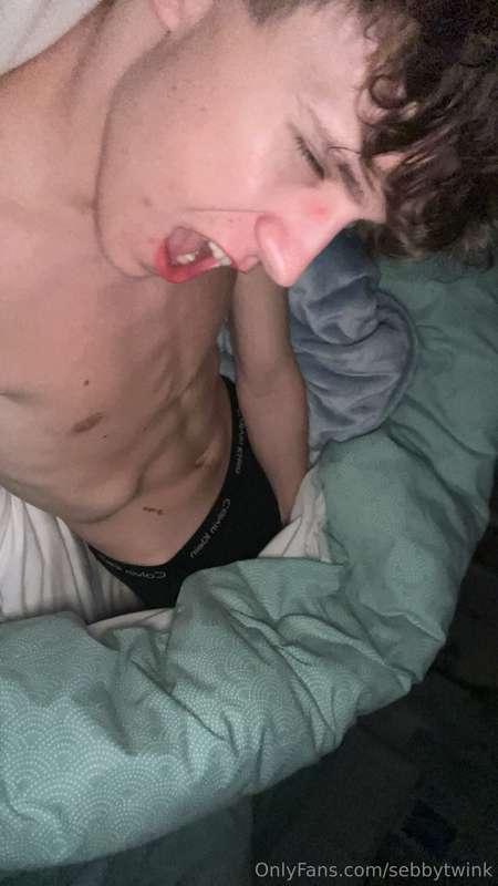 dm me x😈