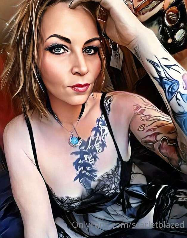 Good afternoon wonderfully naughty darlings 💋😍😍💋 I’m back lo..