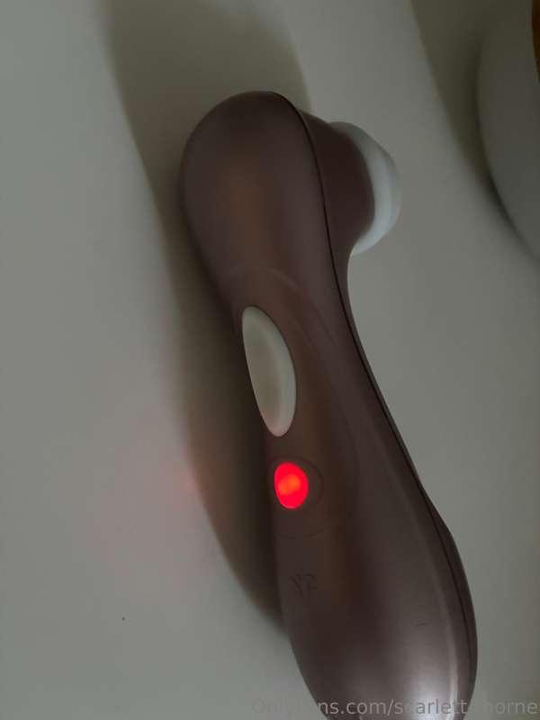 Omg why is there a red light?? Have I finally broken it? 😂