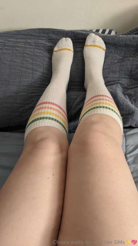 I'm kinda shy with my feet, hope u like them though 😊