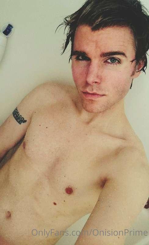 If you could really use some Onision ass/cock today... this ..