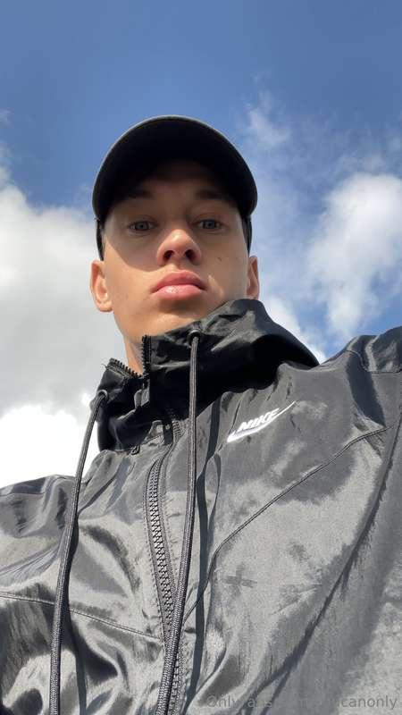 It’s ride O’ clock