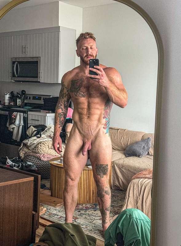 Im so ridiculously horny I need someone to free use my cock ..