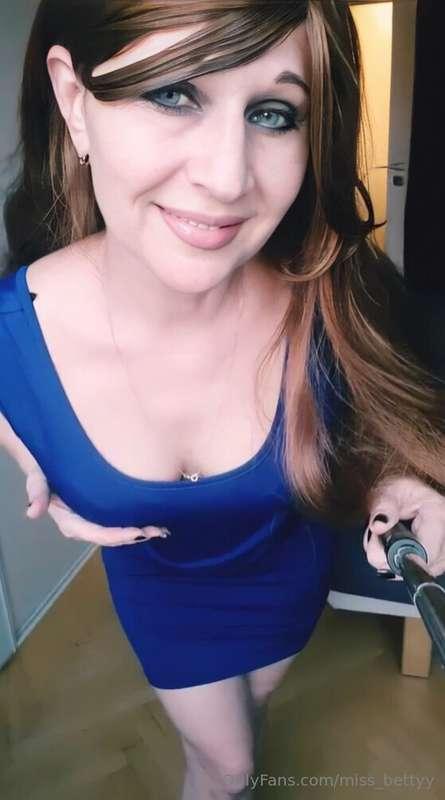 something tempting just for you… 💋 DM me to see more 😈