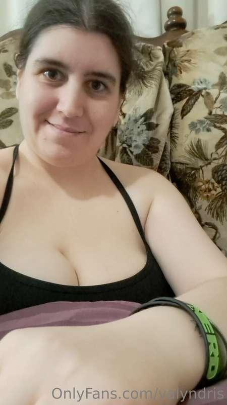 Nothing unusual here, totally normal selfies. 🕷
