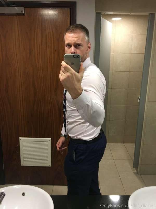 Bathroom selfie