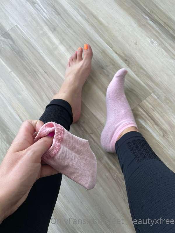 Toes or socks? 🥰  VIP OF only $5. Go see my explicit content..