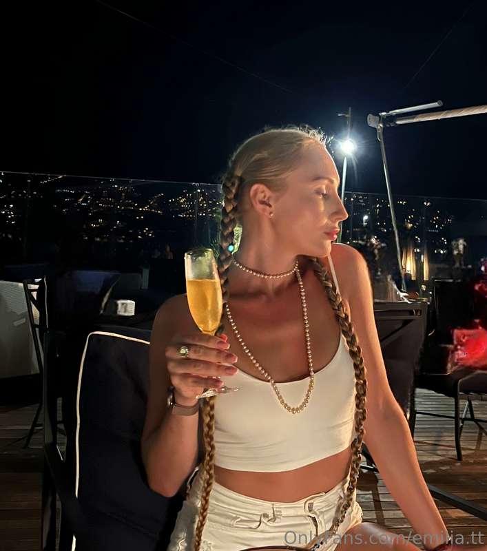 Chin chin 🥂