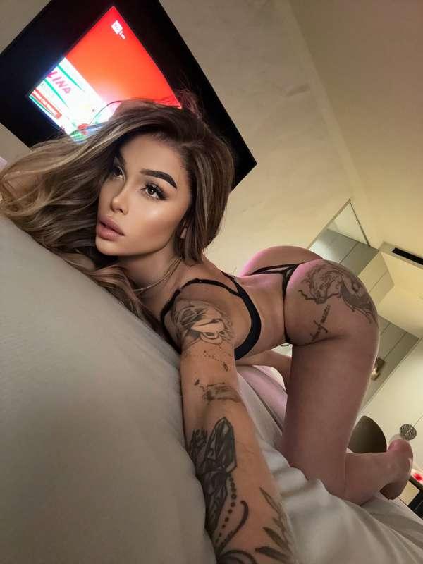 What about this position, mi amor?🍑