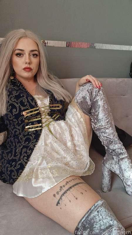 sophiecwtch image #0