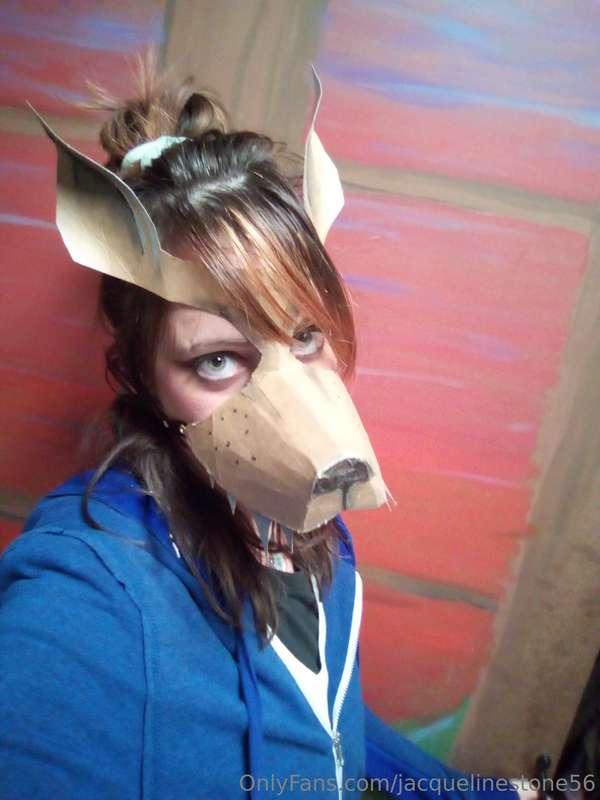 Made myself a wolf mask.;)