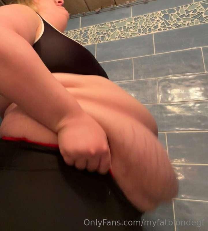 Nice try fat girl 🤣