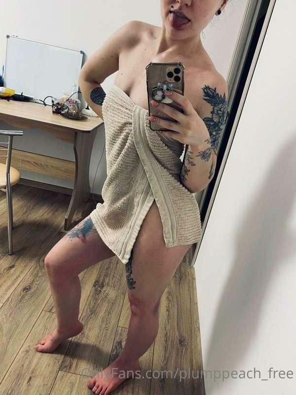 Shower with me 😜