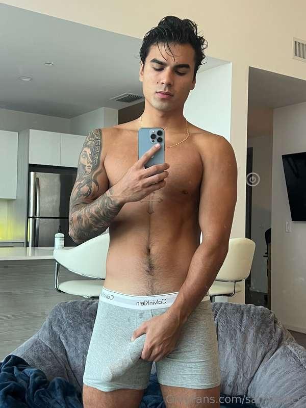 Subscribe to my vip page @samirspicyvip to see spicier conte..