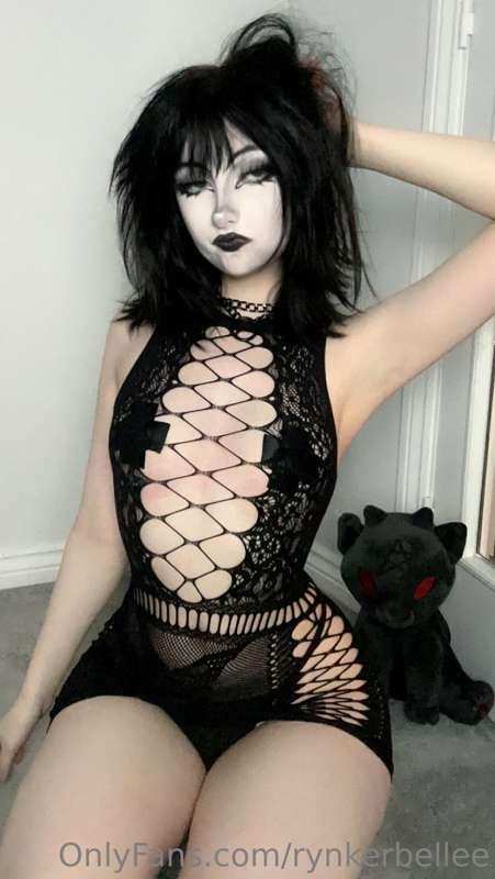 rynkerbellee image #5