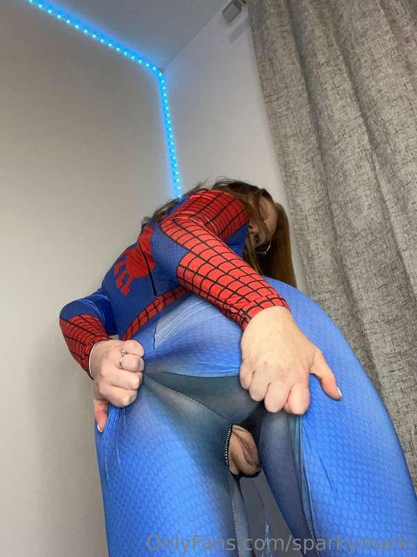 A bunch more spider girl pics 💕 who should I cosplay as next..