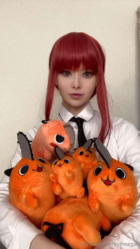 There are so many Pochitas, but Makima-sama is all alone. Ma..