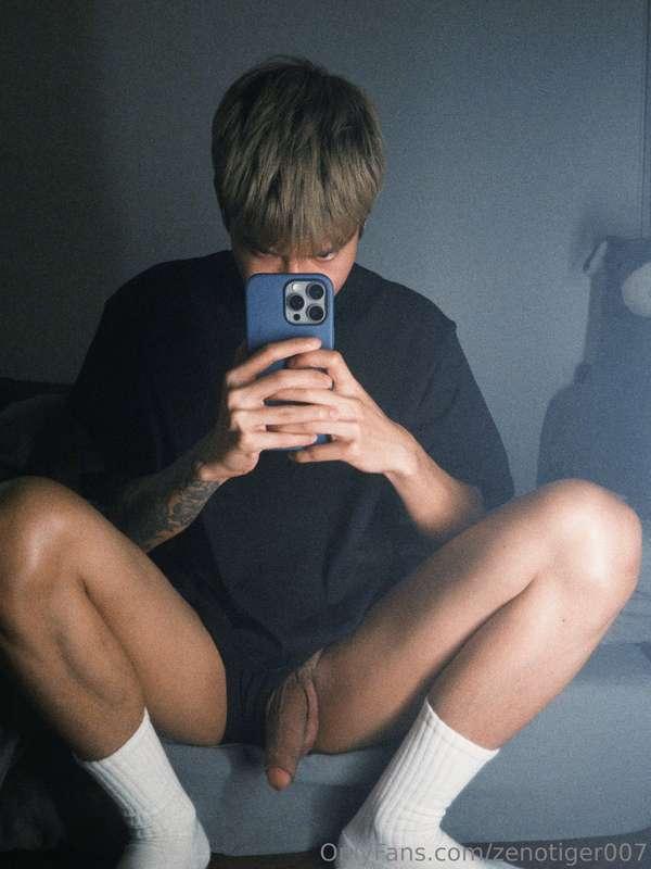 เหงาจู๋ เอารูมาให้ลงหน่อย🥺