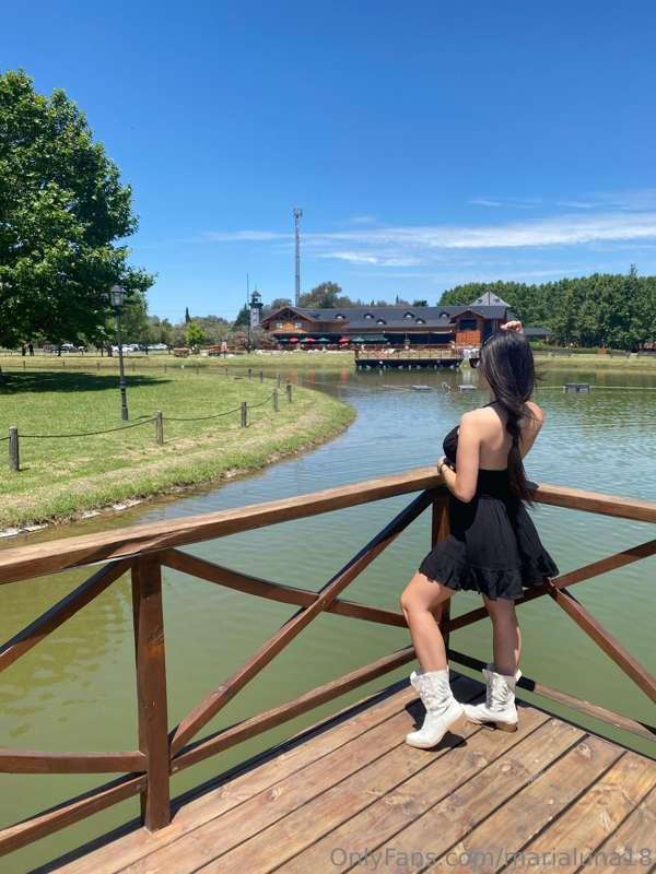 fresh breeze 🍃on my face, but I prefer your lips over my oth..