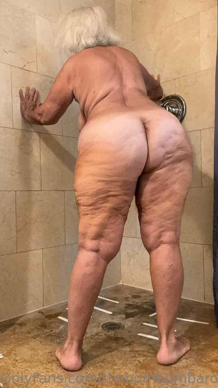 thebumbumbaroness image #1