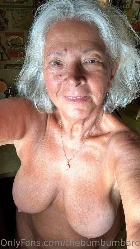 thebumbumbaroness image #5