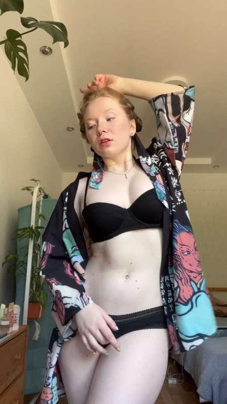 redheadalana image #3