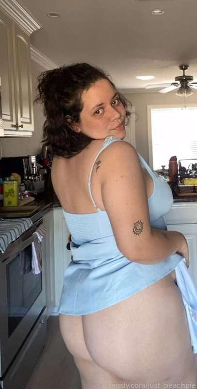 just_peachpie image #1