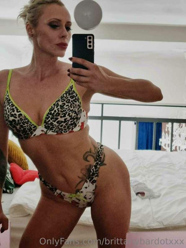 Hi boys
