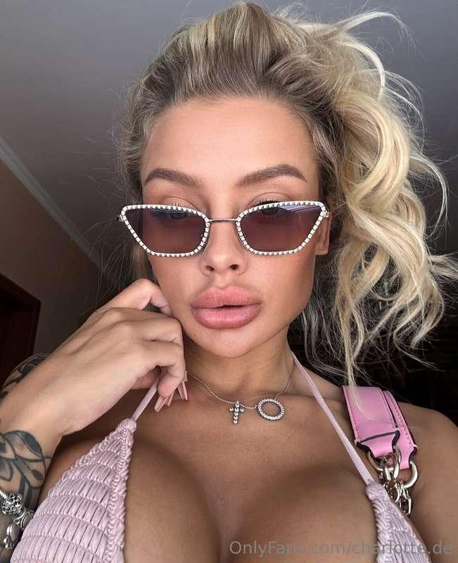 Welche Farbe haben meine Augen? Kannst du versuchen, es zu e..