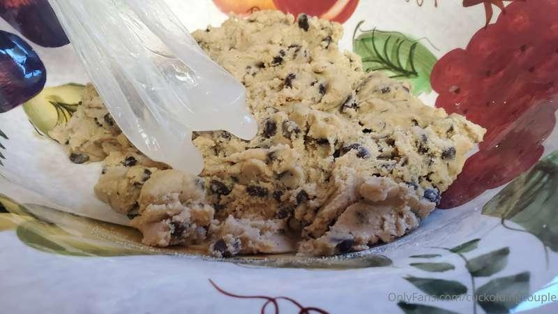 Haven't made a batch of cum cookies in a while, think it's a..