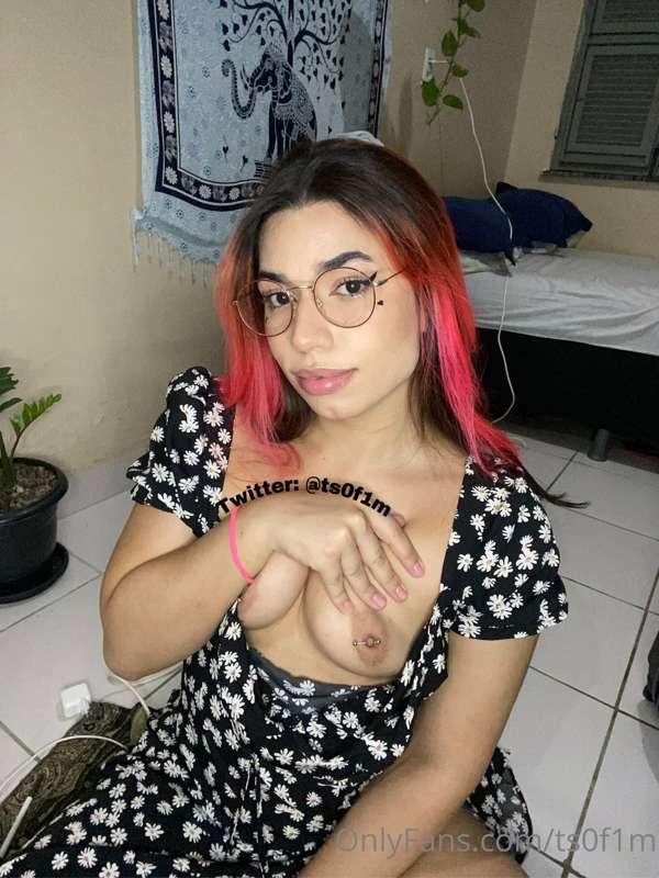 Who likes my new glasses? 🥰❤️