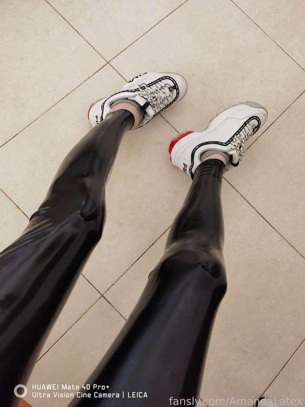 amandalatex image #5